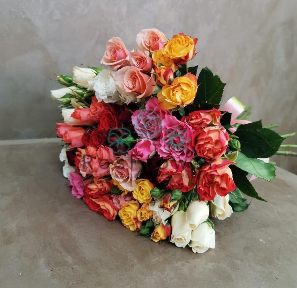 Букет цветов из: Розы в Карабулаке