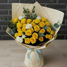 Букет цветов из:  Розы в Карабулаке