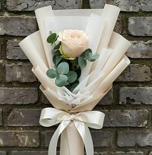 Букет цветов из:  Розы в Карабулаке