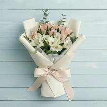 Букет цветов из:  Альстромерии #REPLACE_PRED# Карабулаке