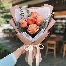 Букет цветов из:  Розы в Карабулаке