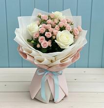Букет цветов из:  Розы в Карабулаке