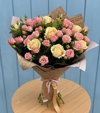 Букет цветов из:  Розы в Карабулаке