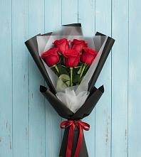 Букет цветов из:  Розы в Карабулаке