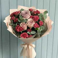 Букет цветов из:  Гвоздики и Розы в Карабулаке