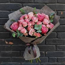 Букет цветов из:  Розы в Карабулаке